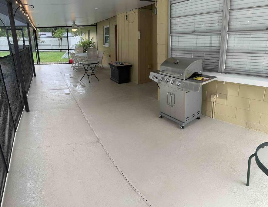 Lake Valrico'S Camelot Court With Heated Pool & Access To Private Lake Exteriör bild